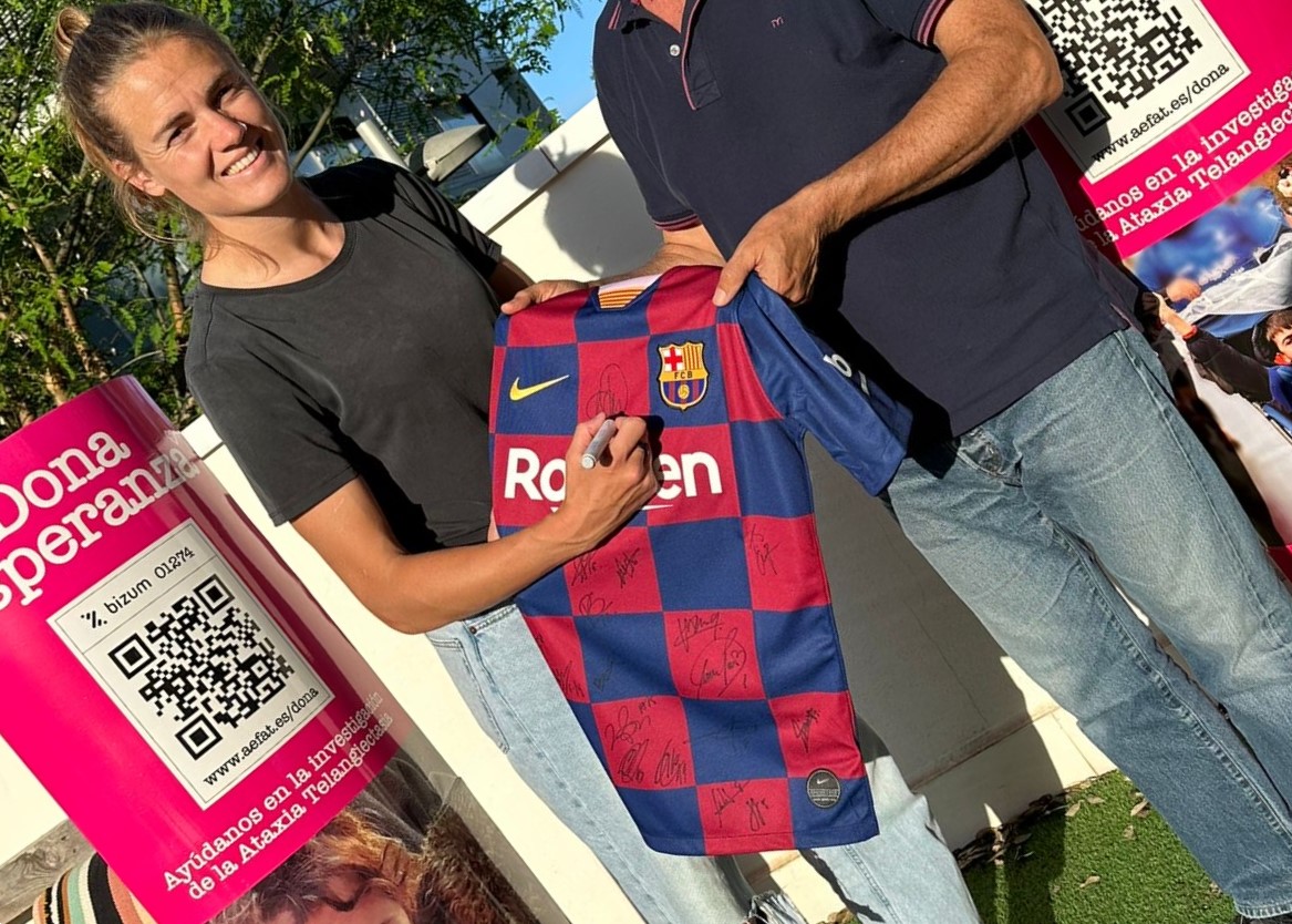 Irene Paredes Sorteo Camiseta Barça Femenino firma 1 h