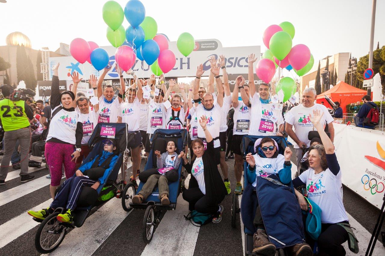 Tres niños con ataxia telangiectasia participarán en las maratones Zurich de Donostia-San Sebastián y Málaga 