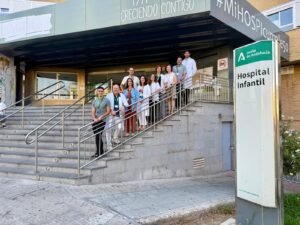Equipo multidisciplinar de la consulta de ataxia telangiectasia en el Hospital Virgen del Rocío